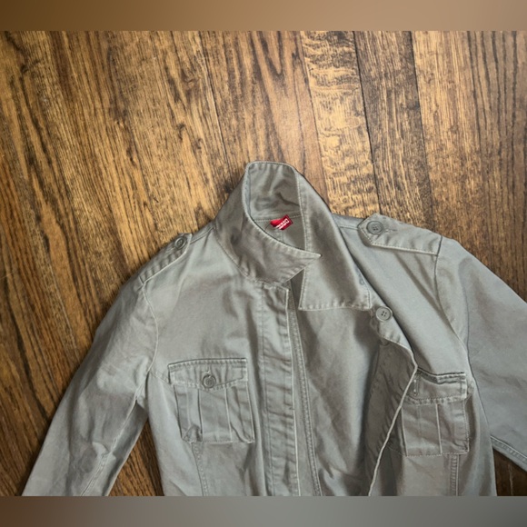 Button jacket - Picture 2 of 5